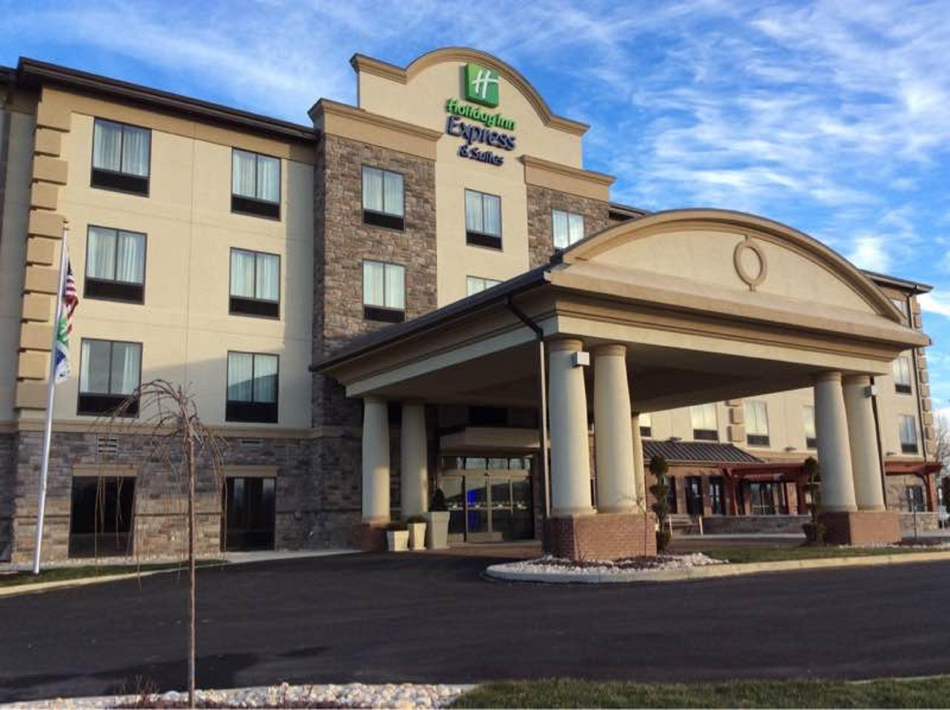 Holiday Inn Express & Suites Butler By Ihg Esterno foto