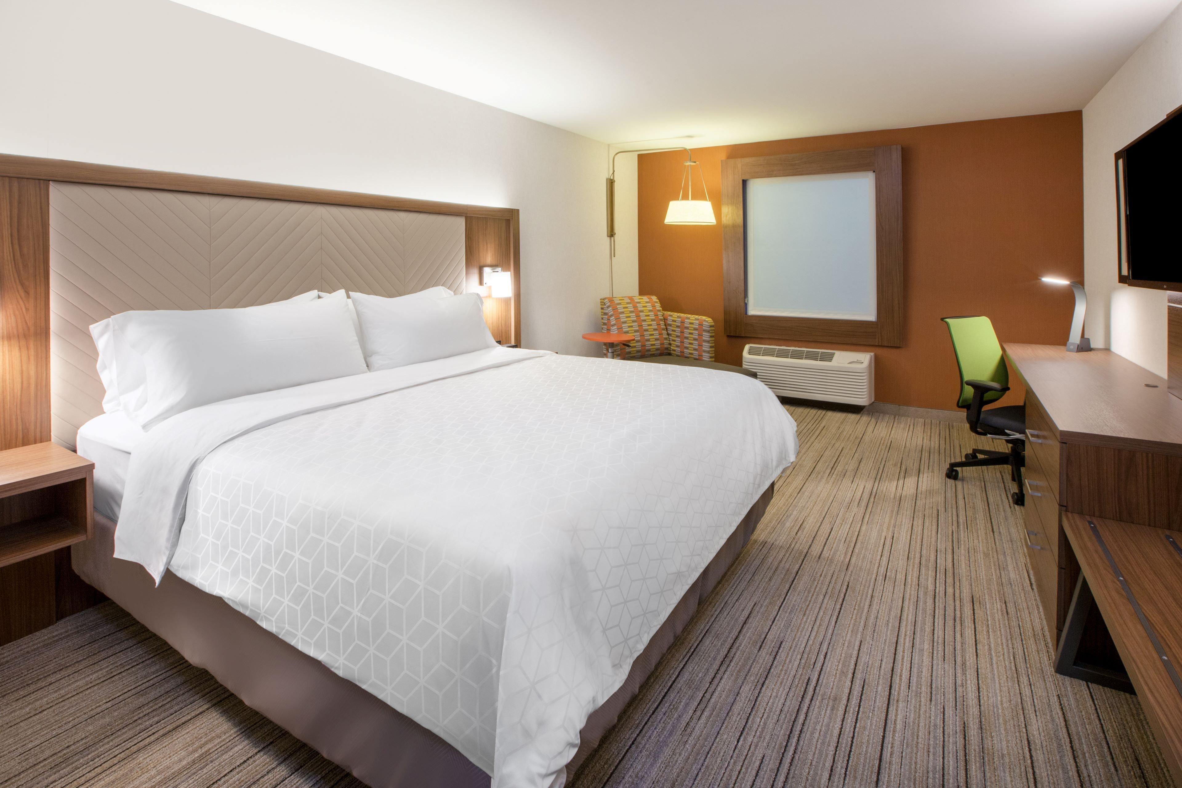Holiday Inn Express & Suites Butler By Ihg Esterno foto